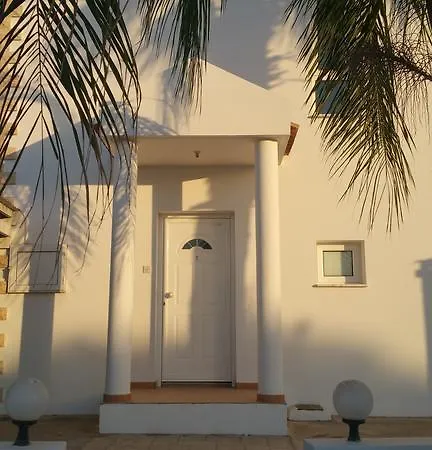 Margarita Villa
